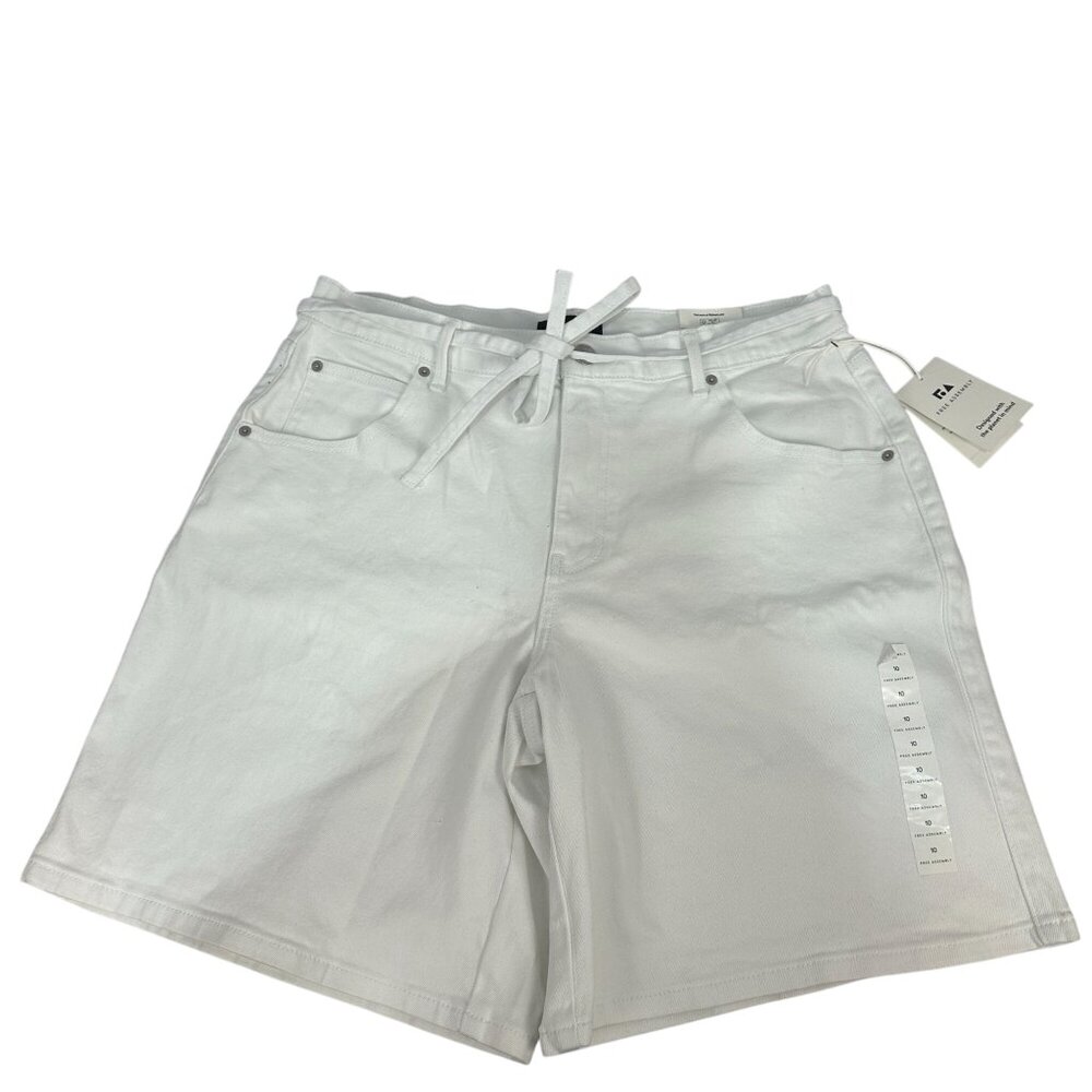 Free Assembly Womens Belted Bermuda Shorts White Size 10 Sustainable